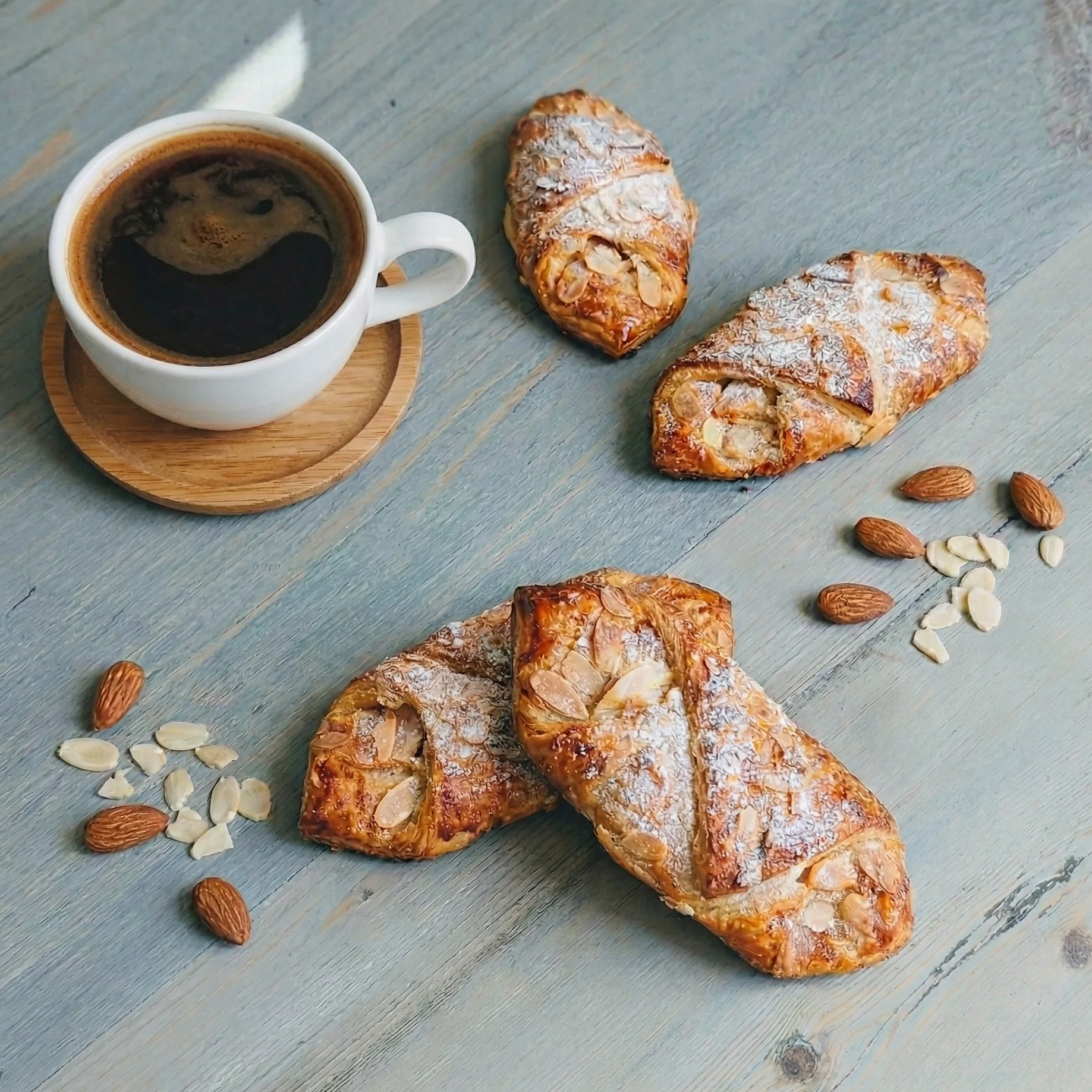 Almond Croissants (4-pack)