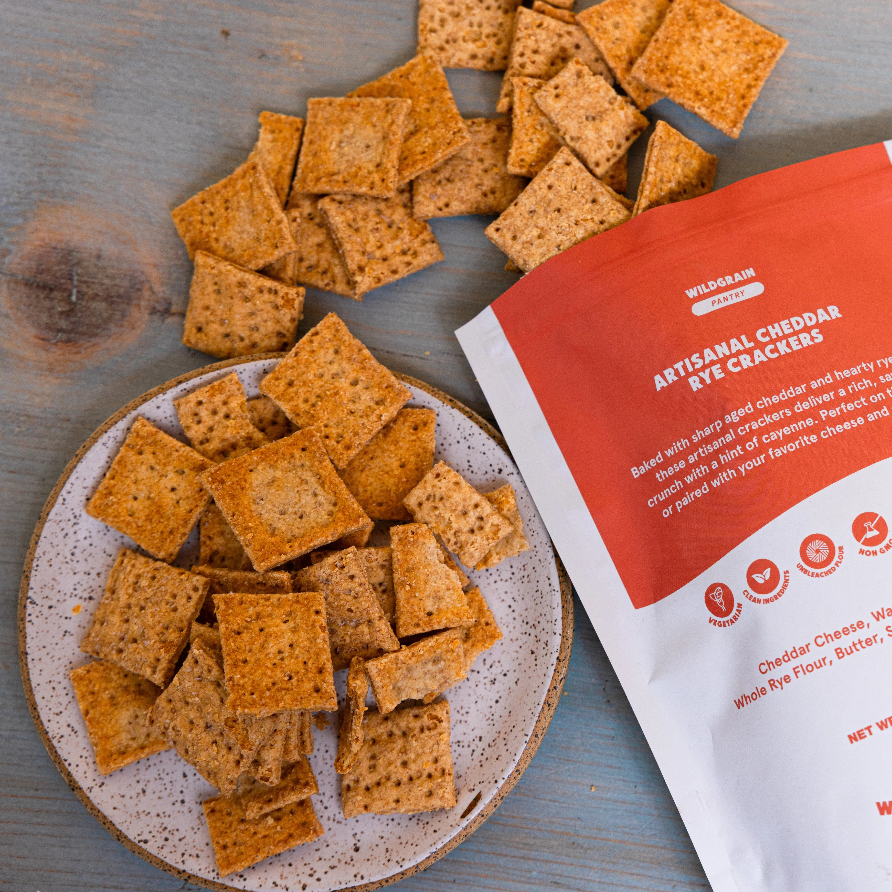 Artisanal Cheddar Rye Crackers (4oz) - Image 4